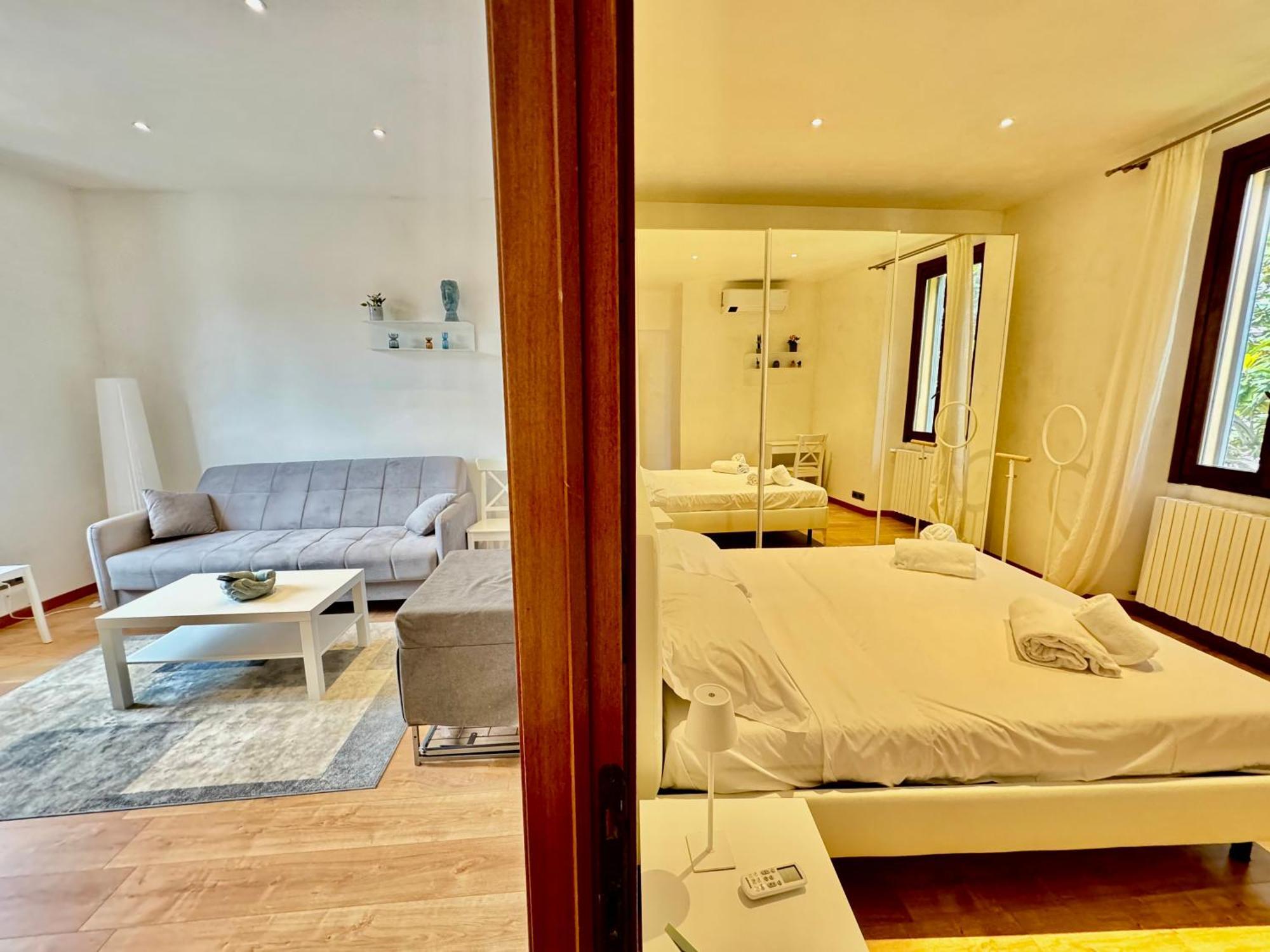 2bd Near The Station * Como