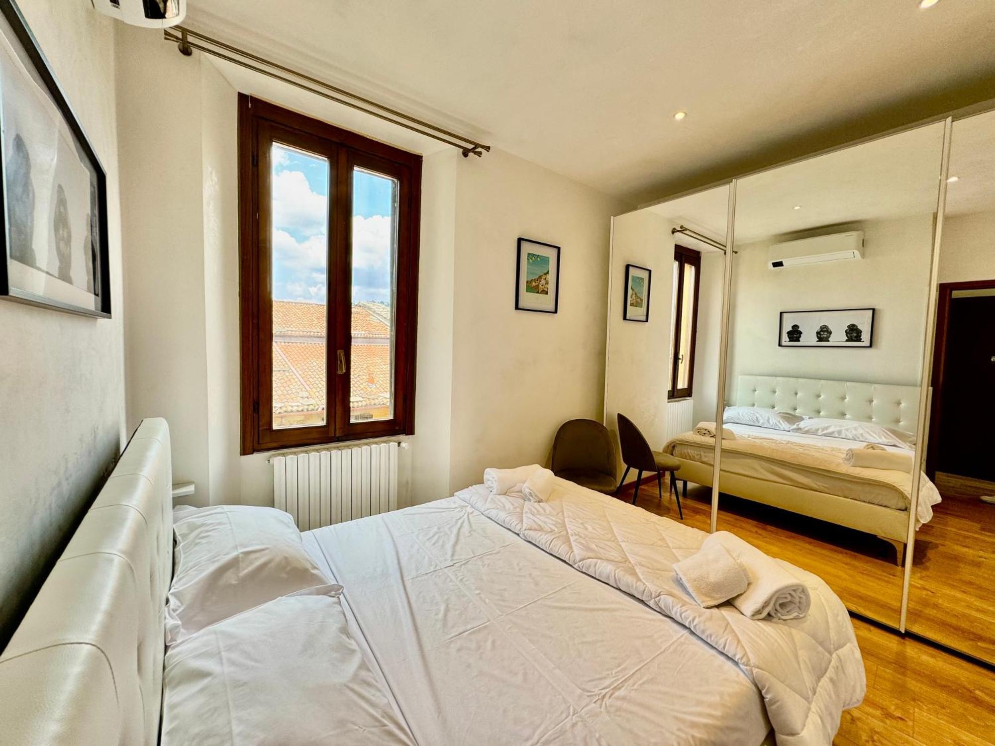 2bd Near The Station Appartement